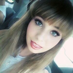 Meet your Posher, Jjolene